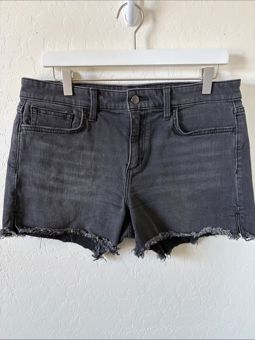 Joes Frayed Faded Black Jean Shorts sz 29